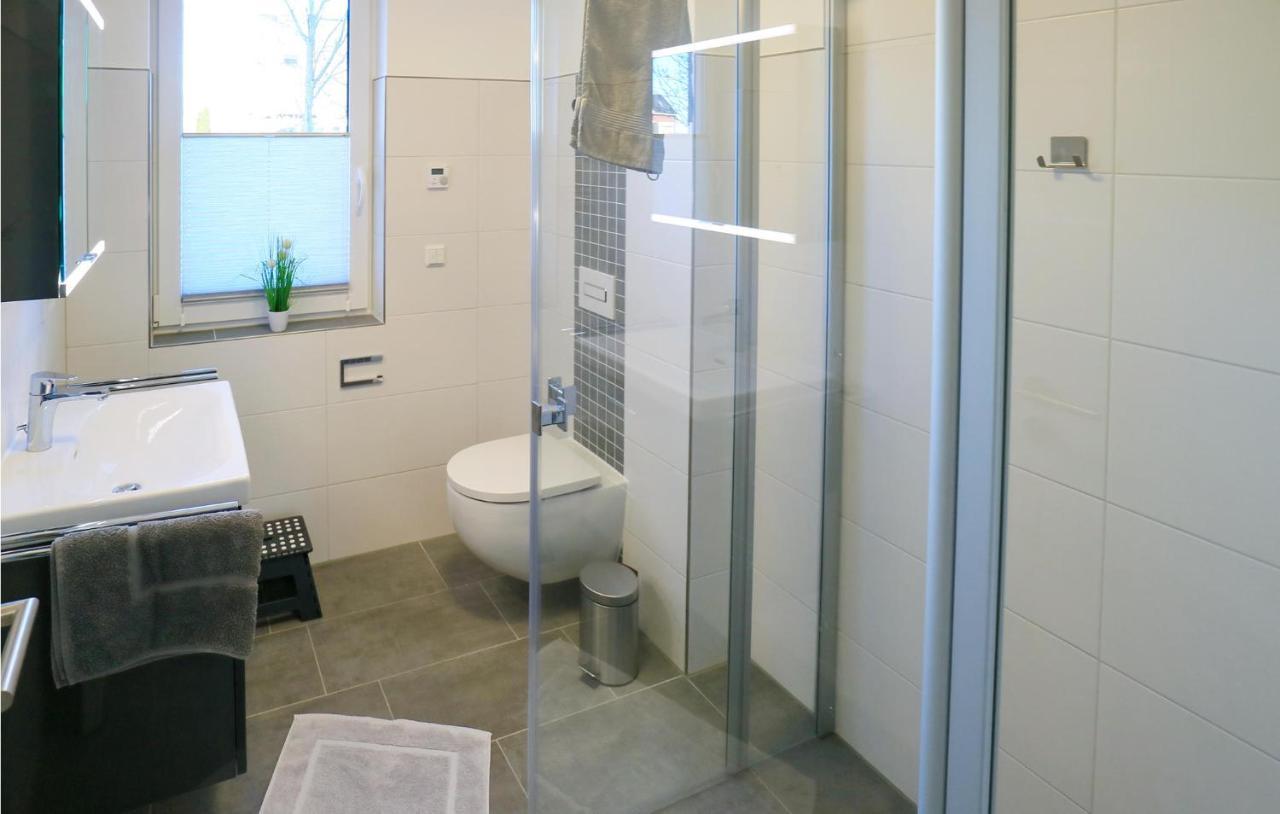 2 Bedroom Cozy Apartment In Rechlin Extérieur photo